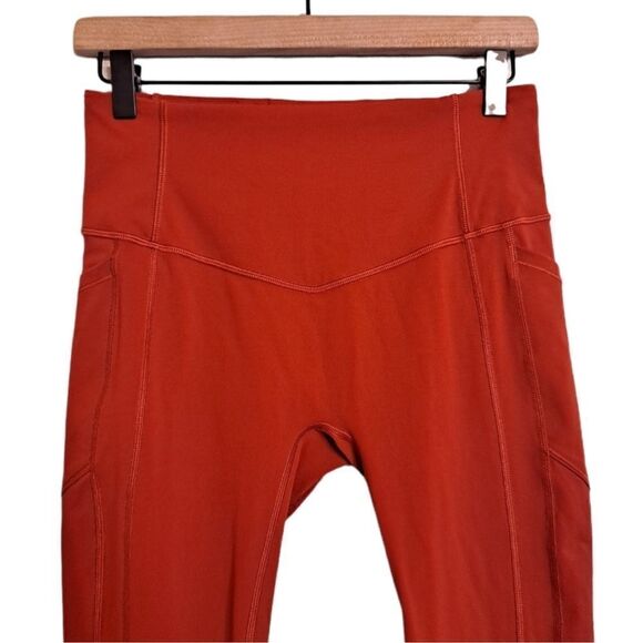 Lululemon All The Right Places Crop II 23" Size 8 - Picture 5 of 9